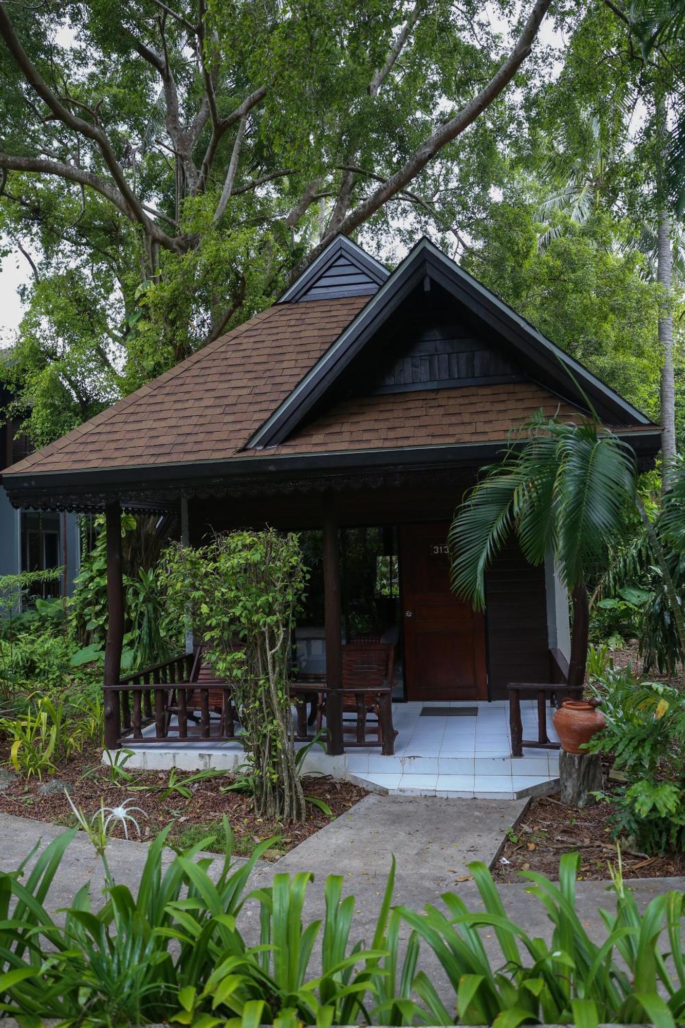 Sand Sea Resort Railay Beach Exterior foto